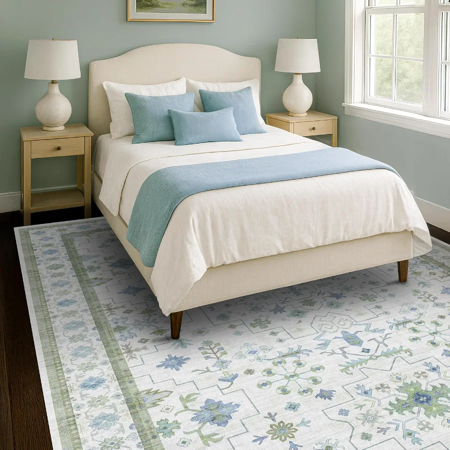 Cream Green, detail view